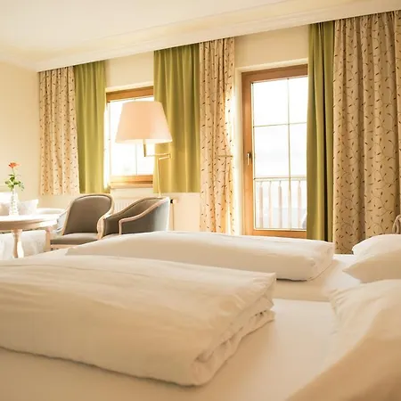 Der Reschenhof 4*