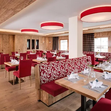 Hotel Der Reschenhof