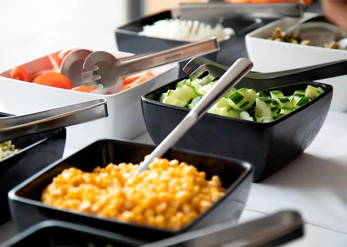 Отель Der Reschenhof 4*