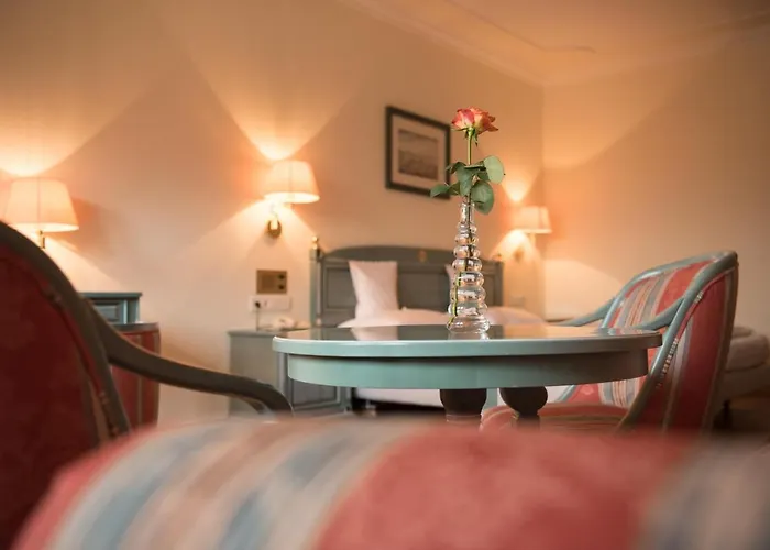 Der Reschenhof Отель