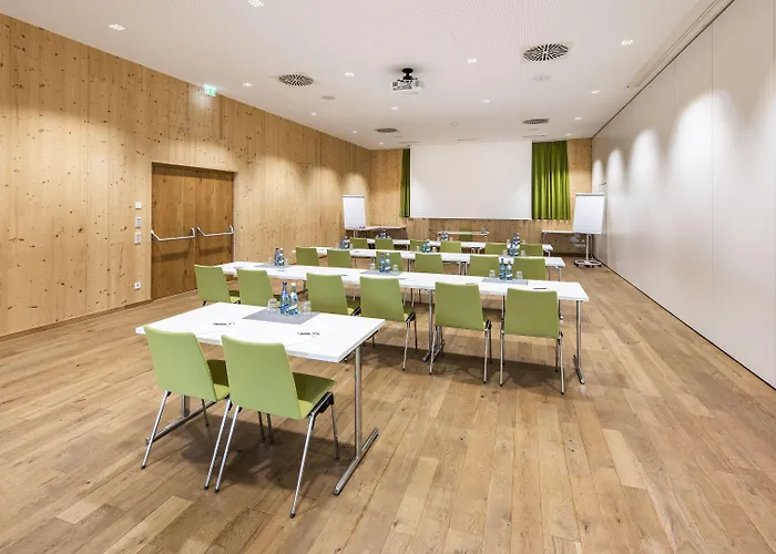 Der Reschenhof Отель 4*