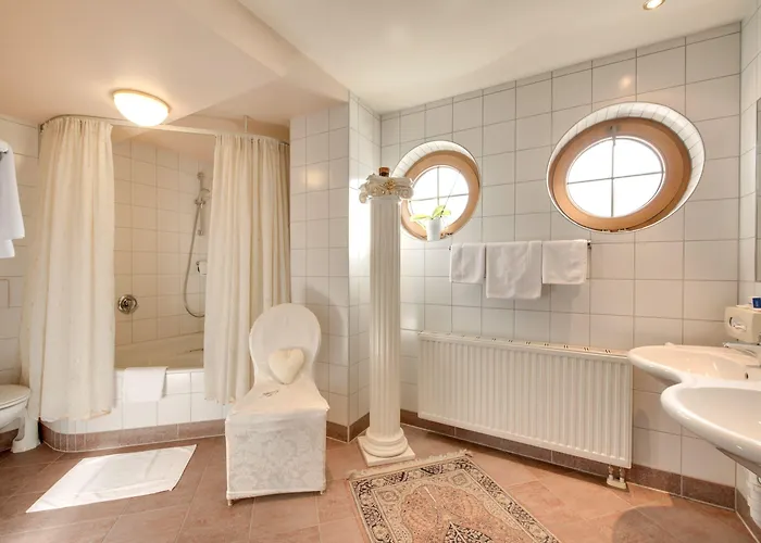 Отель Der Reschenhof