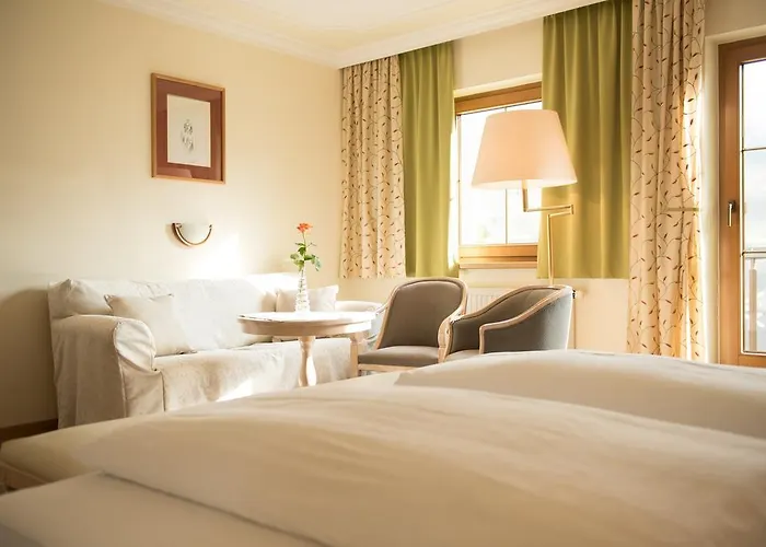 Der Reschenhof Отель 4*