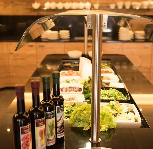 Der Reschenhof Отель