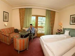 Der Reschenhof Милс-бей-Сольбад-Хол