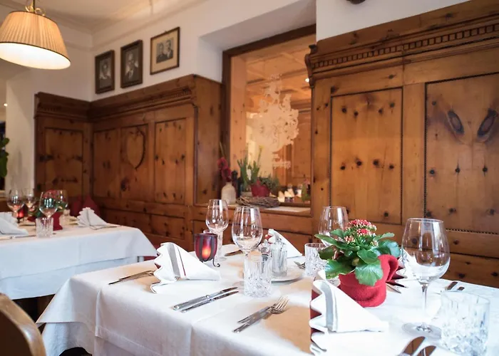 Der Reschenhof 호텔 4*