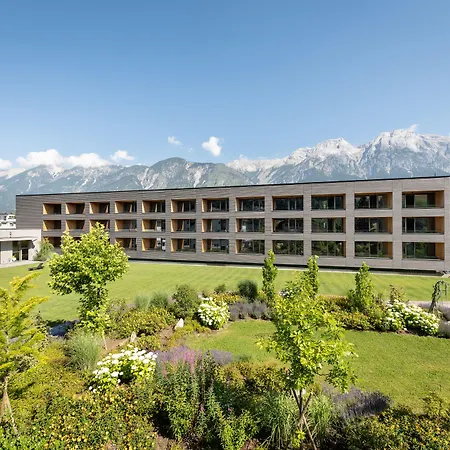 Der Reschenhof Hotel 4*